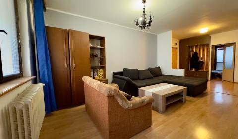 PREDAJ ! 3 izbový byt blízkom okolí centra mesta Trnava