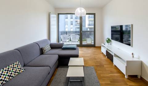 Pronájem Byt 3+1, Byt 3+1, Rudolfa Mocka, Bratislava - Karlova Ves, Sl