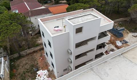 VIR-Prodej nového 3i apartmánu ve 2. patře s panoramatickou terasou