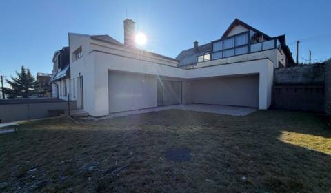 Prodej Rodinný dům, Rodinný dům, Bratislava - Nové Mesto, Slovensko