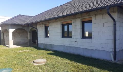 Prodej Rodinný dům, Rodinný dům, Bruck an der Leitha, Rakousko
