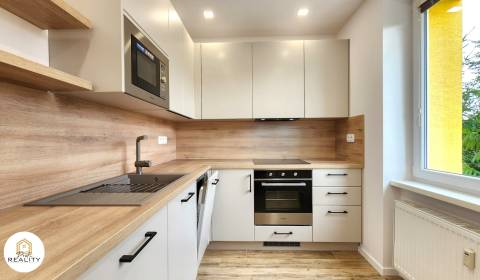 Pronájem Byt 2+1, Byt 2+1, Pavlovičovo námestie, Prešov, Slovensko