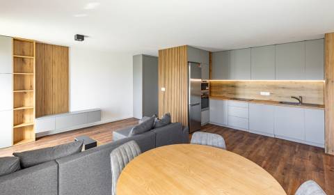 Pronájem Byt 2+1, Byt 2+1, Astrová, Bratislava - Ružinov, Slovensko