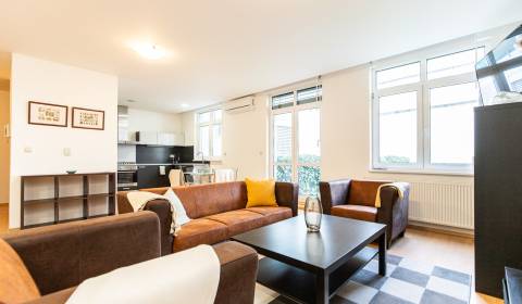 Pronájem Byt 3+1, Byt 3+1, Vysoká, Bratislava - Staré Mesto, Slovensko