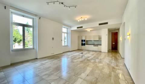 Pronájem Byt 2+1, Byt 2+1, Hlboká cesta, Bratislava - Staré Mesto, Slo