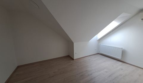 Prodej Rekreační apartmán, Rekreační apartmán, Nitra, Slovensko
