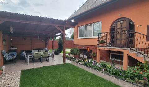 Prodej Rodinný dům, Rodinný dům, Nemocničná, Levice, Slovensko