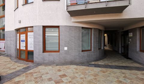 Pronájem Kancelářské prostory, Kancelářské prostory, Trnava, Slovensko