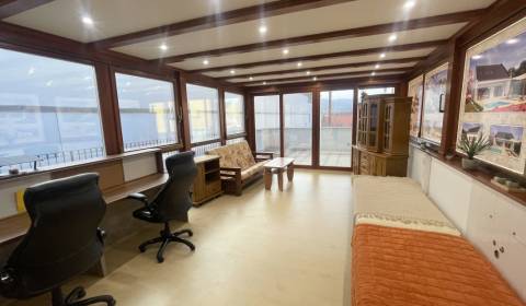 Pronájem Kancelářské prostory, Kancelářské prostory, Hlavná 47, Prešov