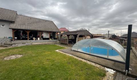 Prodej Rodinný dům, Rodinný dům, Veľký Krtíš, Slovensko