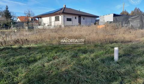 Prodej Pozemky - bydlení, Hlohovec, Slovensko