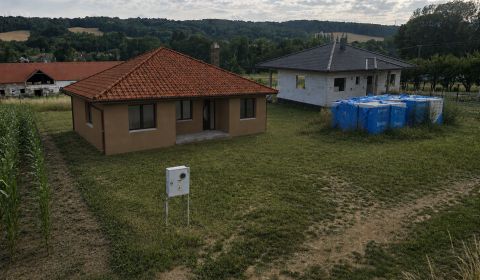 Prodej Pozemky - bydlení, Pozemky - bydlení, Bánovce nad Bebravou, Slo