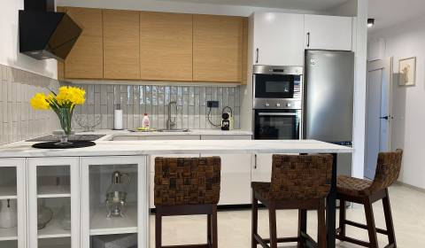 Pronájem Byt 3+1, Byt 3+1, Ábelová, Nitra, Slovensko