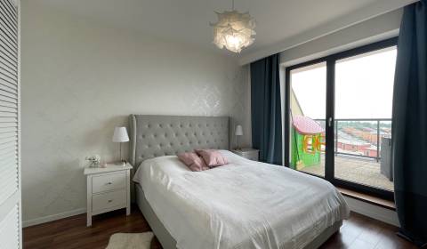 Pronájem Byt 3+1, Byt 3+1, Borievkova, Košice - Dargovských hrdinov, S