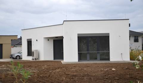 Prodej Rodinný dům, Rodinný dům, Sokolia, Senec, Slovensko