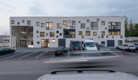Prodej Kancelářské prostory, Kancelářské prostory, Sliačska, Bratislav