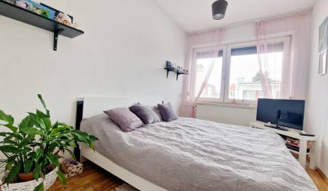 Prodej Rodinný dům, Rodinný dům, Topoľová, Piešťany, Slovensko