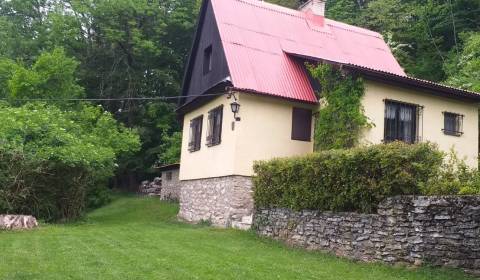 Prodej Chata, Chata, Prievidza, Slovensko
