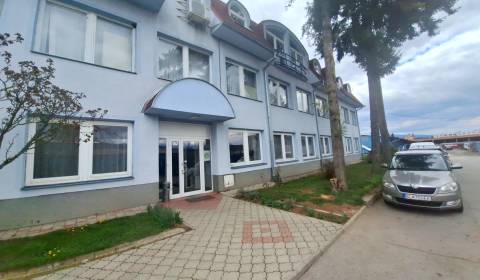 Pronájem Kancelářské prostory, Kancelářské prostory, Lieskovská cesta,