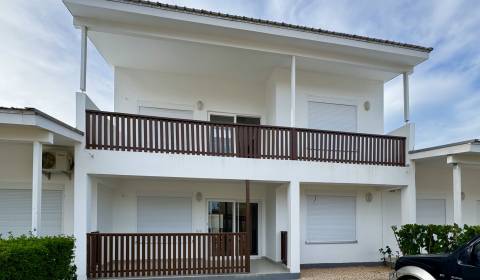 Dvoupatrový městský dům na prodej, město Fumba, Zanzibar