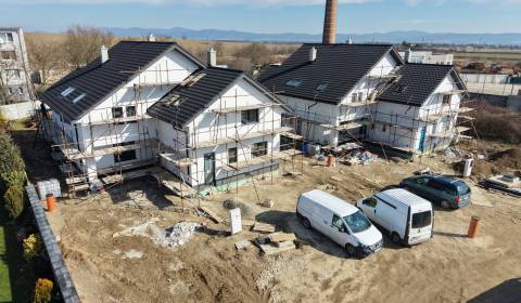 Prodej Byt 3+1, Byt 3+1, Záhradná, Piešťany, Slovensko