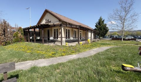 Prodej Prostory pro obchod, Prostory pro obchod, Malacky, Slovensko