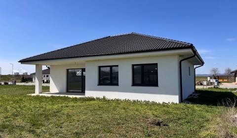 Prodej Rodinný dům, Rodinný dům, Gaštanová, Piešťany, Slovensko