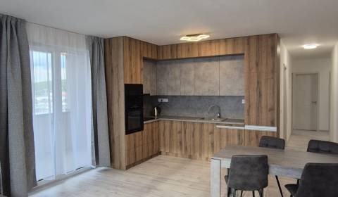 Pronájem Byt 3+1, Byt 3+1, Alvinczyho, Košice - Sever, Slovensko