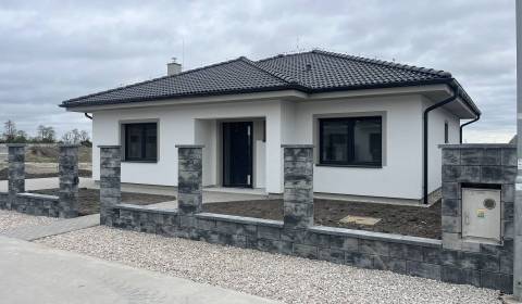 Prodej Rodinný dům, Rodinný dům, Nezábudková, Dunajská Streda, Slovens