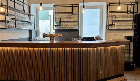 Pronájem Restaurace, Restaurace, Námestie slobody, Piešťany, Slovensko
