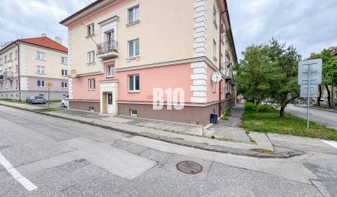 Prodej Byt 2+1, Byt 2+1, Vajanského, Nitra, Slovensko