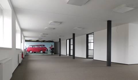 Pronájem Kancelářské prostory, Kancelářské prostory, Trnava, Slovensko