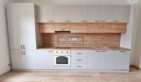 Prodej Rodinný dům, Levice, Slovensko