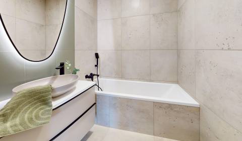 Prodej Byt 2+1, Byt 2+1, Pod kaštieľom, Ilava, Slovensko