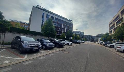 Pronájem Byt 1+1, Byt 1+1, Béžová, Bratislava - Petržalka, Slovensko