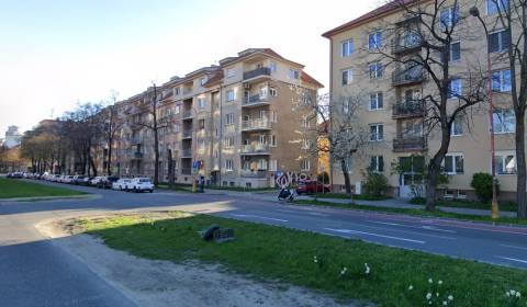 Prodej Byt 2+1, Byt 2+1, Košická, Bratislava - Ružinov, Slovensko
