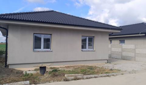 Prodej Rodinný dům, Rodinný dům, Topolnica, Galanta, Slovensko