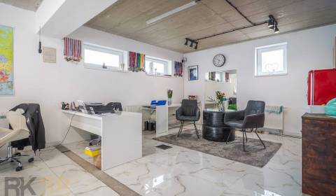 Prodej Prostory pro obchod, Prostory pro obchod, Malinová , Poprad, Sl