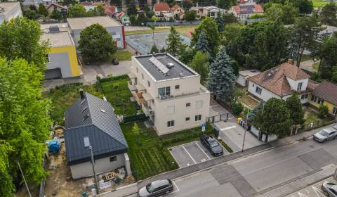 Prodej Byt 2+1, Byt 2+1, Železničná, Bratislava - Vrakuňa, Slovensko
