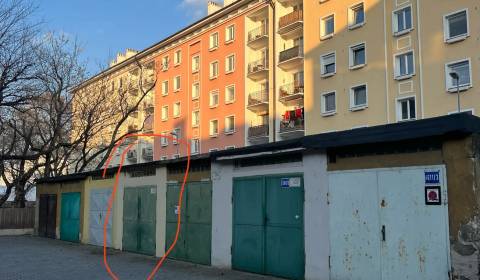 Prodej Garáže, Garáže, Bartoškova, Bratislava - Nové Mesto, Slovensko