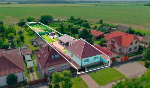 Rodinný dům po rekonstrukci s velkou zahradou v Galantě