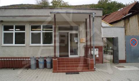 Prodej Rodinný dům, Rodinný dům, Bánovce nad Bebravou, Slovensko