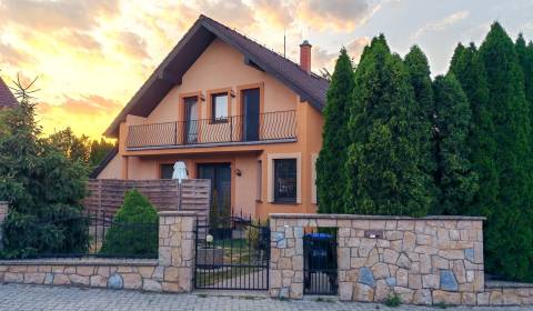 Prodej Rodinný dům, Rodinný dům, Trenčianska Turná, Trenčín, Slovensko