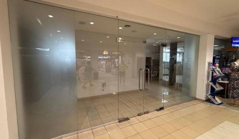 Pronájem Prostory pro obchod, Prostory pro obchod, 1. mája, Poprad, Sl