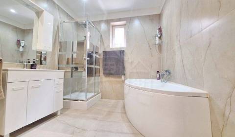 Prodej Rodinný dům, Rodinný dům, Komárno, Slovensko
