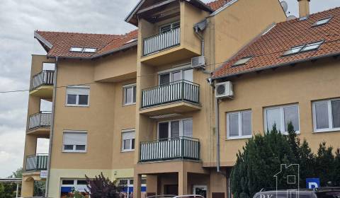 Prodej Byt 3+1, Byt 3+1, Kysucká, Senec, Slovensko