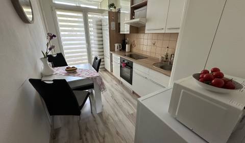 Prodej Byt 3+1, Byt 3+1, Okružná, Prievidza, Slovensko