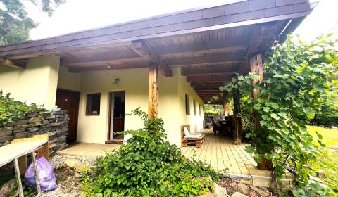 Prodej Chata, Chata, Bánovce nad Bebravou, Slovensko