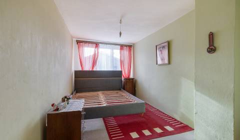 Prodej Rodinný dům, Rodinný dům, Poľovnícka, Senec, Slovensko