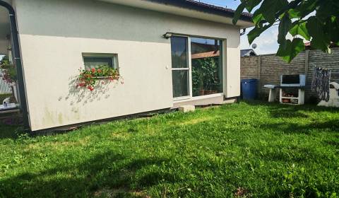 Prodej Rodinný dům, Rodinný dům, Hlavná, Malacky, Slovensko